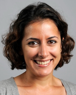 Leila Deravi headshot