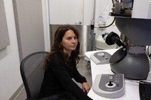 A photo of Professor Francesca Vallese working in the CUNY ASRC Imagine Suite facility.