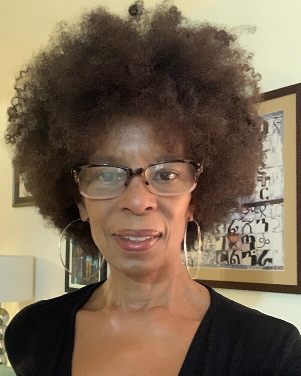 Shawn Rhea's headshot